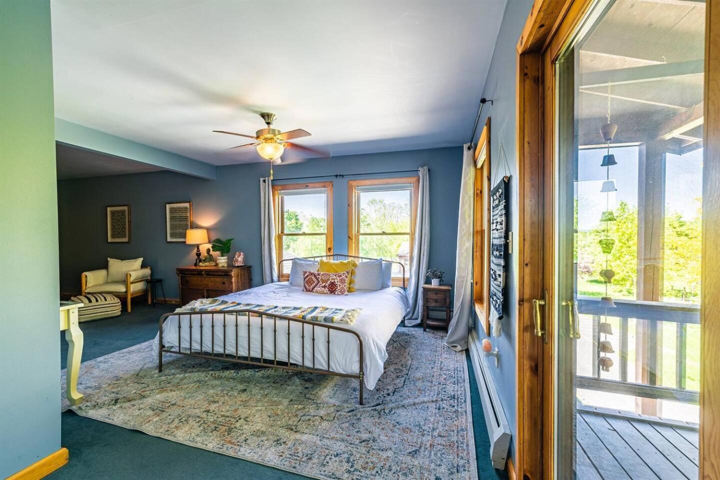 Point Au Roche Lodge بلاتسبورغ المظهر الخارجي الصورة